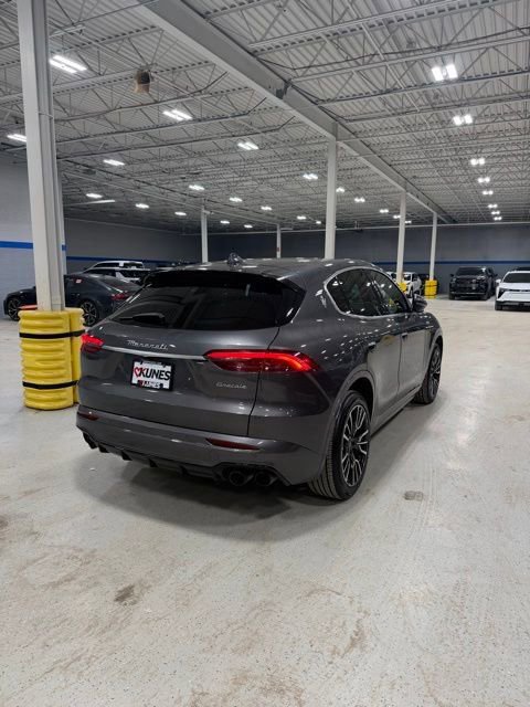 Used 2023 Maserati Grecale GT image 20