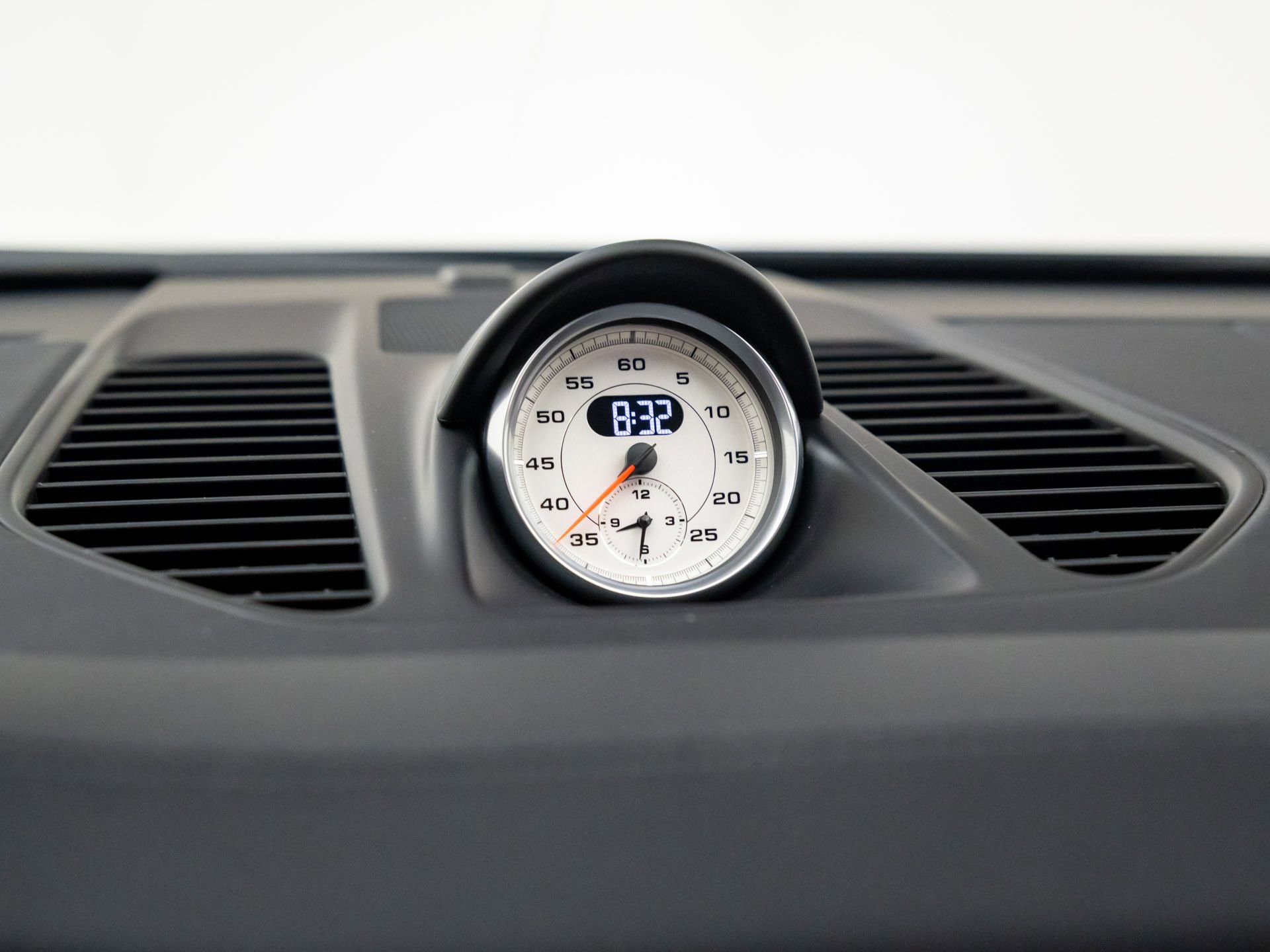 Used 2017 Porsche 911 Turbo S image 27