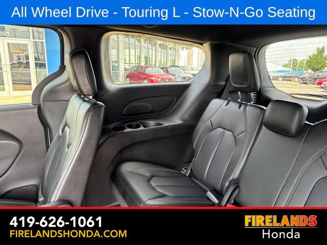 Used 2023 Chrysler Pacifica Touring-L w/ S Appearance Package AWD/4WD image 33