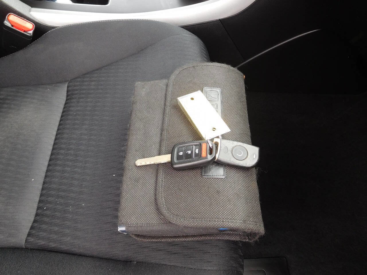 Used 2014 Honda Accord Sport image 9