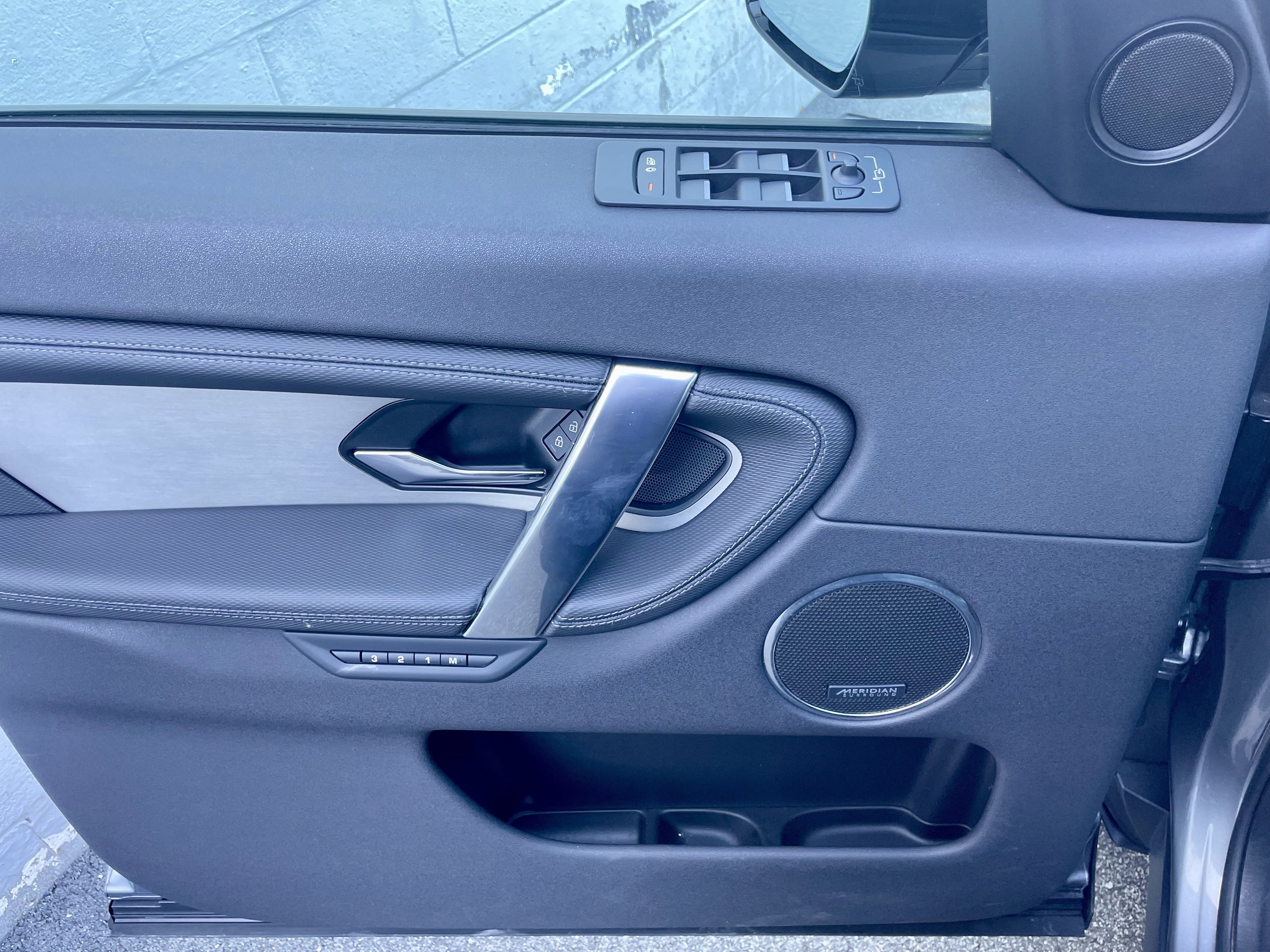 Certified 2024 Land Rover Discovery Sport Dynamic SE image 12