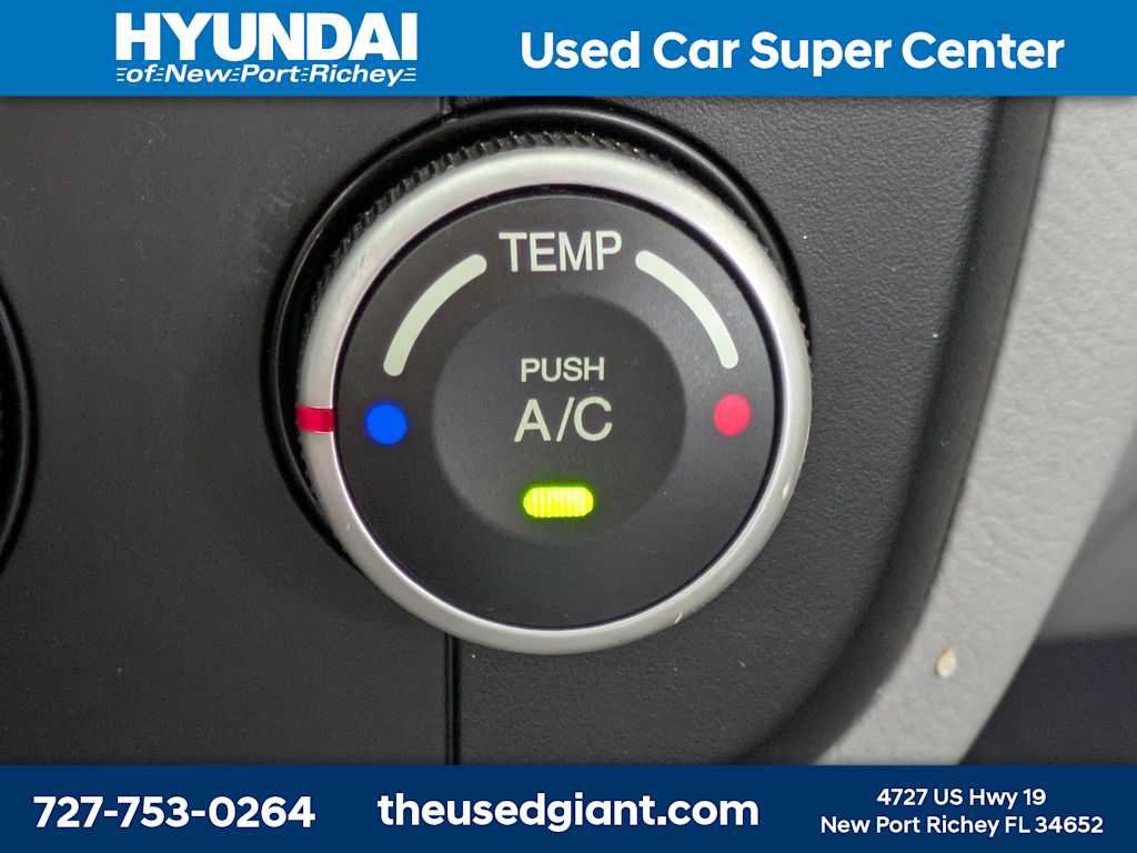 Used 2009 Kia Spectra LX FWD image 22