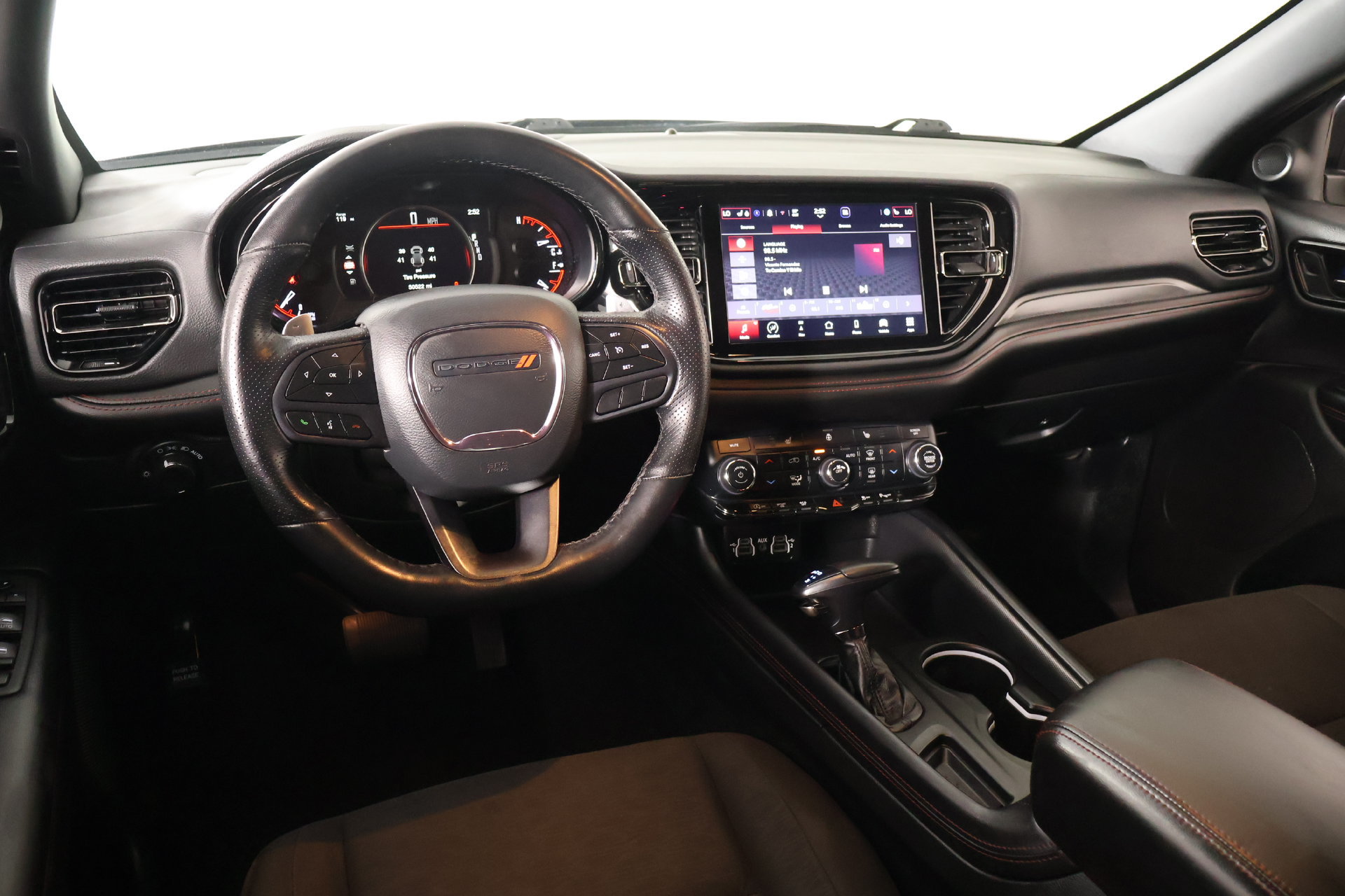 Used 2025 Dodge Durango GT RWD image 2