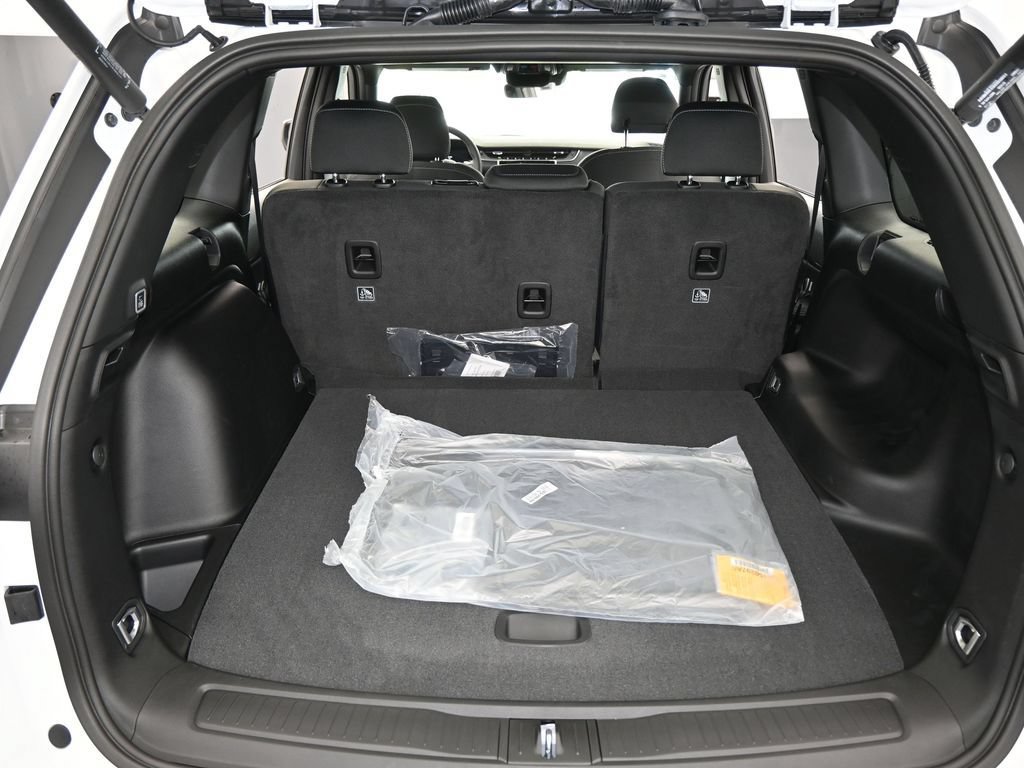 New 2026 Jeep Grand Cherokee Laredo X AWD/4WD image 37