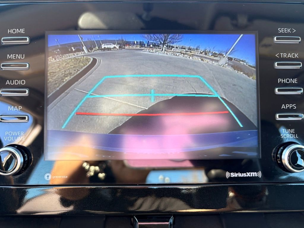 Used 2023 Toyota Camry SE image 17