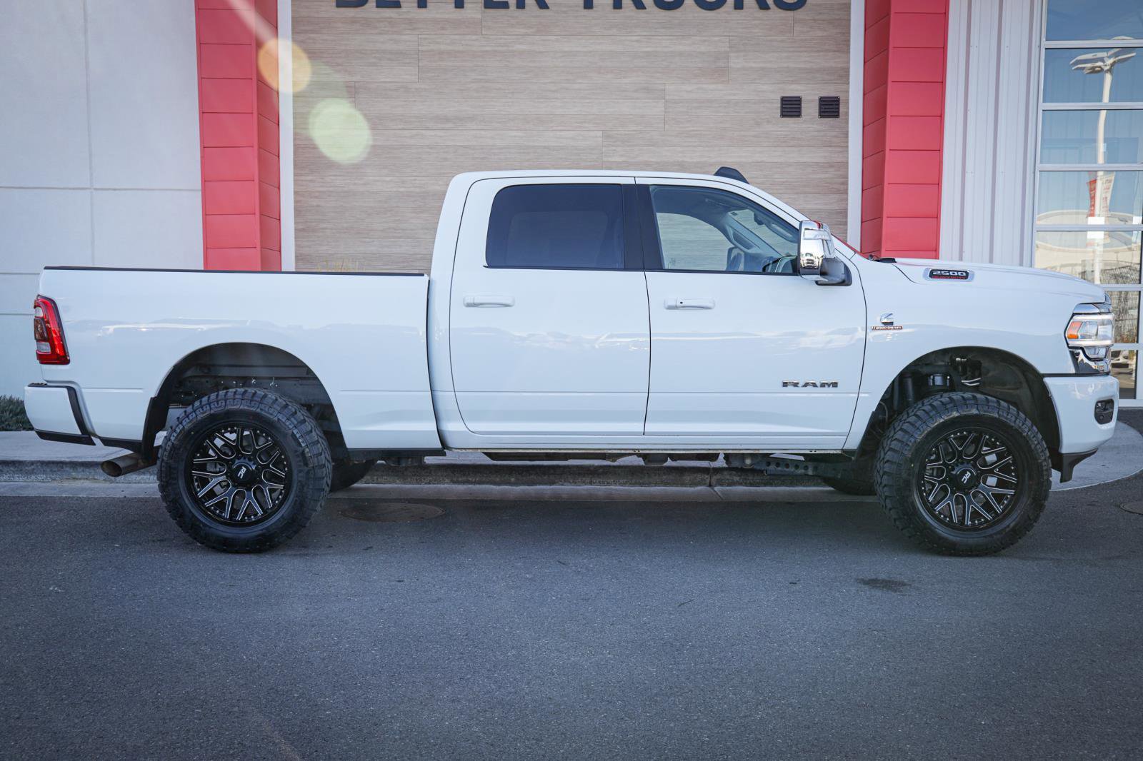 Used 2024 RAM 2500 Laramie image 2