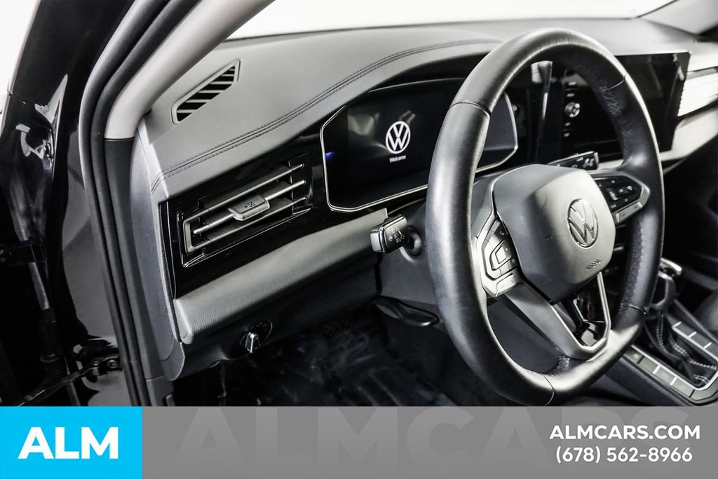 Used 2025 Volkswagen Jetta S FWD image 31