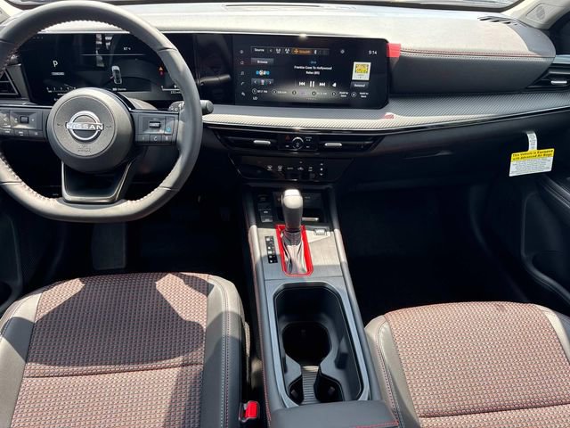 New 2025 Nissan Kicks SR image 18