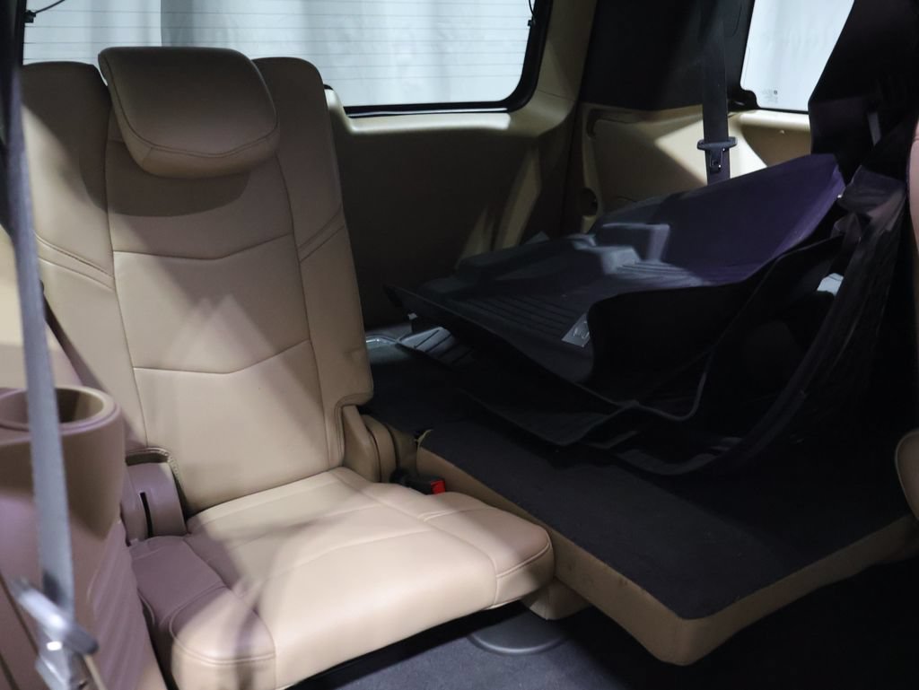 Used 2020 Cadillac Escalade Platinum AWD/4WD image 24