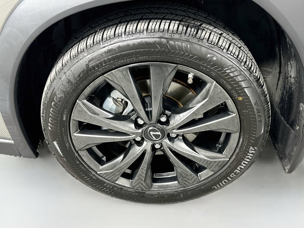 Used 2019 Lexus UX 200 F Sport FWD image 31
