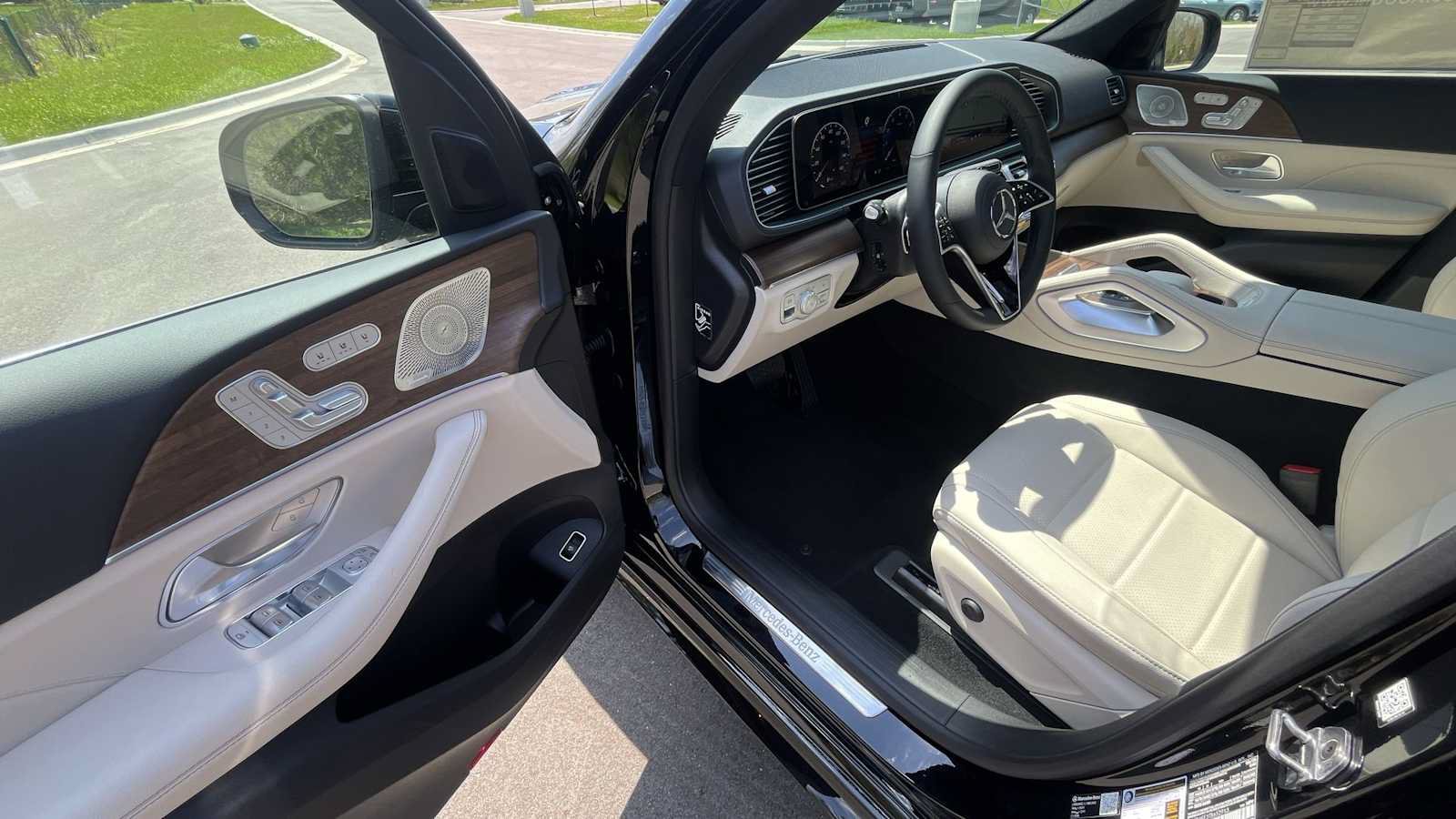 New 2026 Mercedes-Benz GLE 350 4MATIC image 16