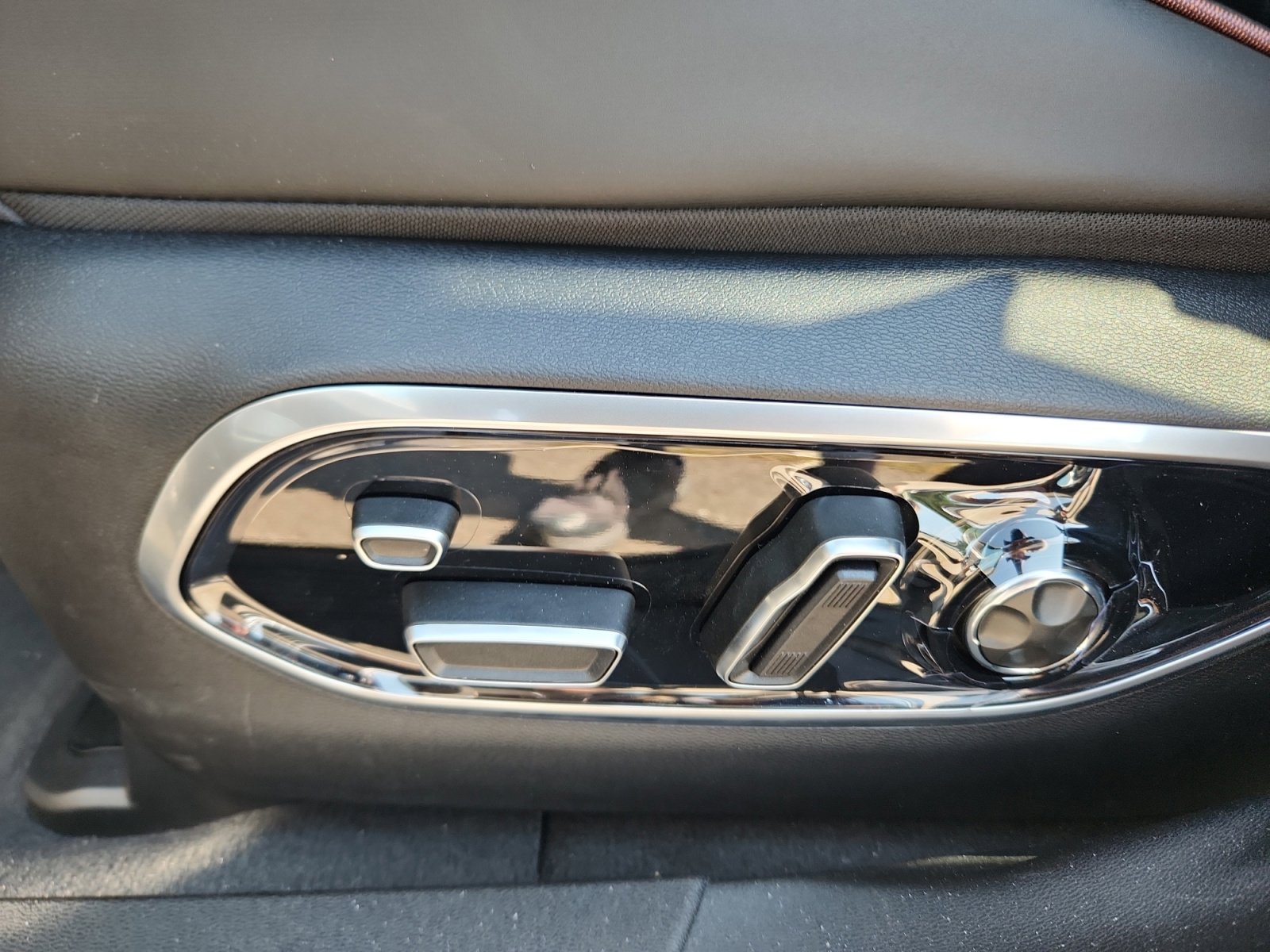 New 2025 Jeep Wagoneer S Launch Edition image 15