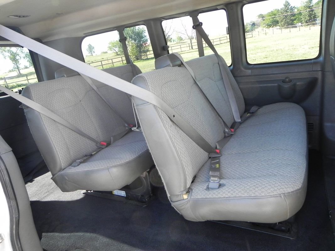 Used 2017 Chevrolet Express 2500 LS image 19