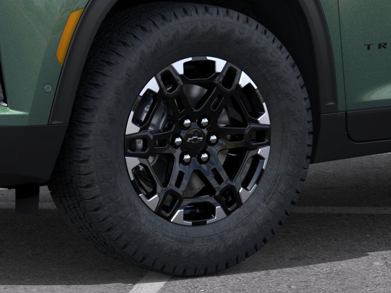 New 2027 Chevrolet Traverse Z71 w/ Enhanced Driving Package AWD/4WD image 9