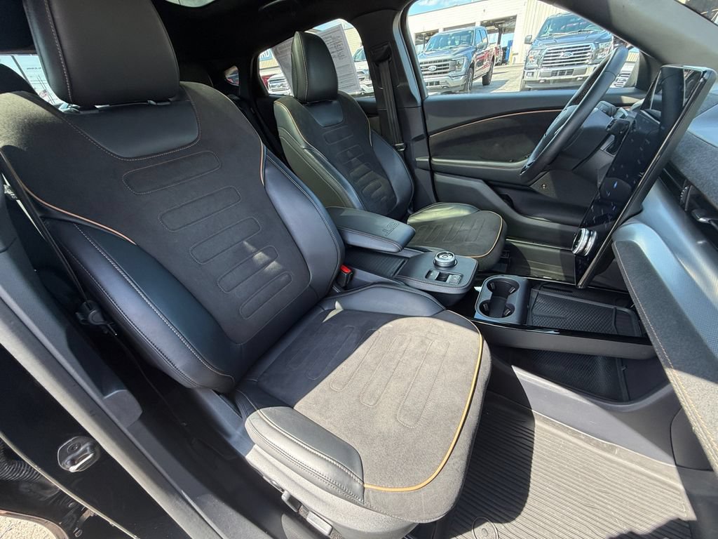 Used 2023 Ford Mustang Mach-E GT AWD/4WD image 33