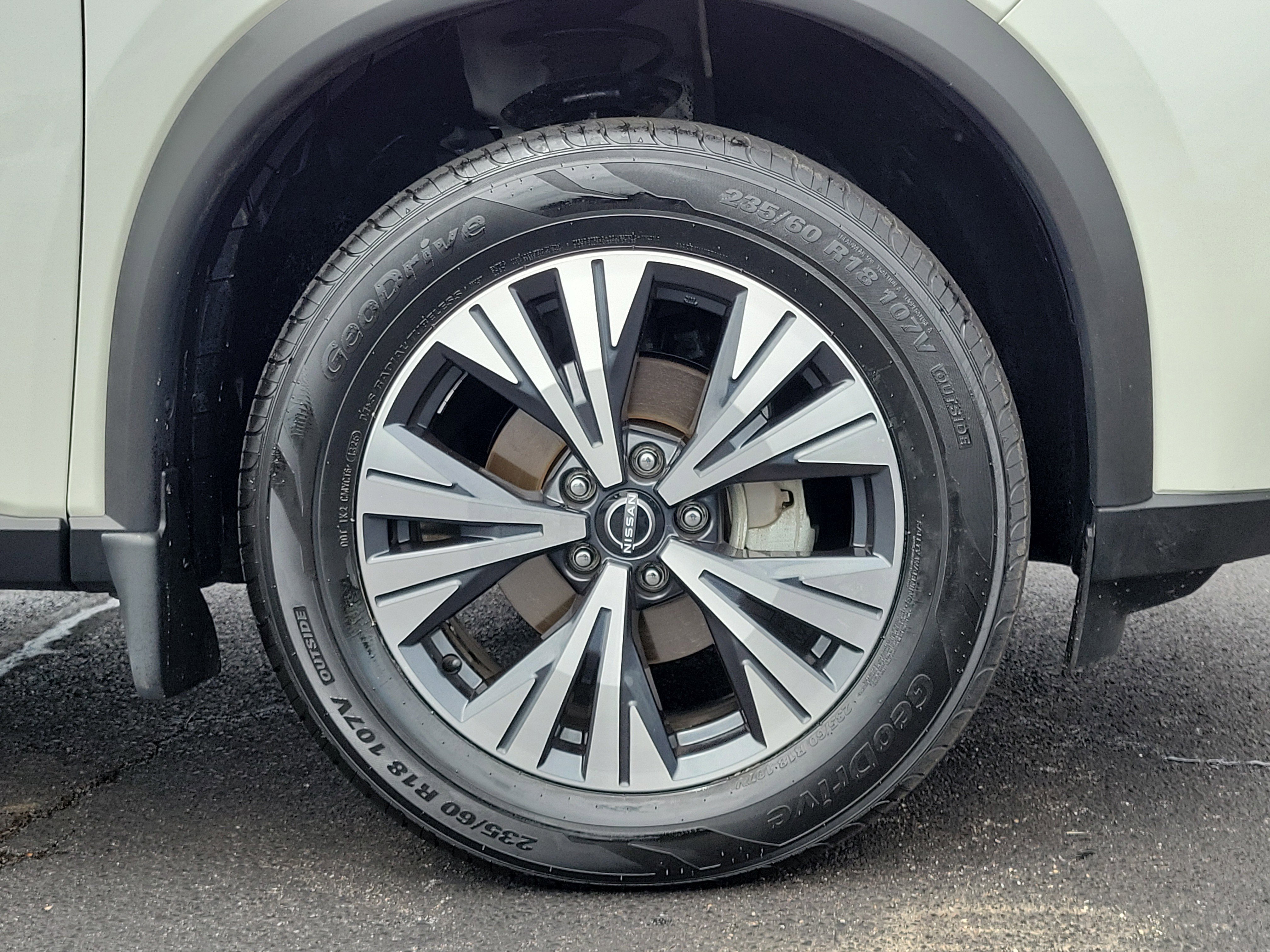 Certified 2023 Nissan Rogue SV AWD/4WD image 5