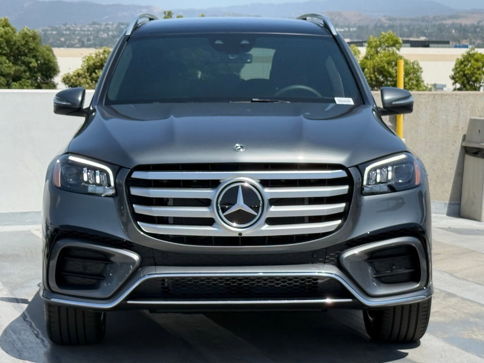 New 2026 Mercedes-Benz GLS 580 4MATIC image 4