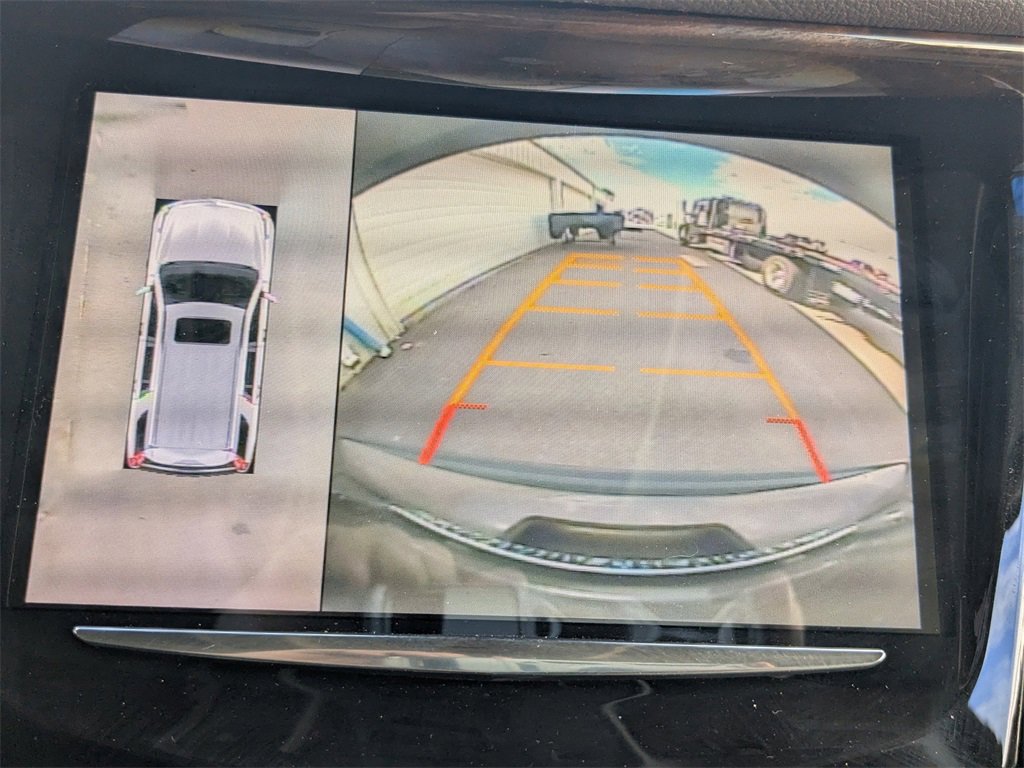 Used 2016 Cadillac Escalade Luxury image 25