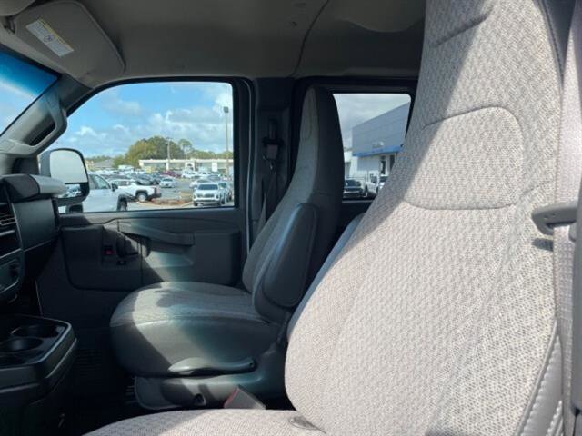 Used 2022 Chevrolet Express 3500 LS image 14