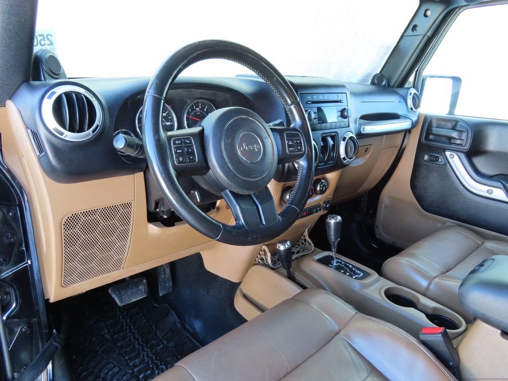 Used 2012 Jeep Wrangler Sahara w/ Connectivity Group image 22