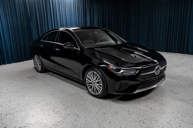 Certified 2025 Mercedes-Benz CLA 250 4MATIC image 3