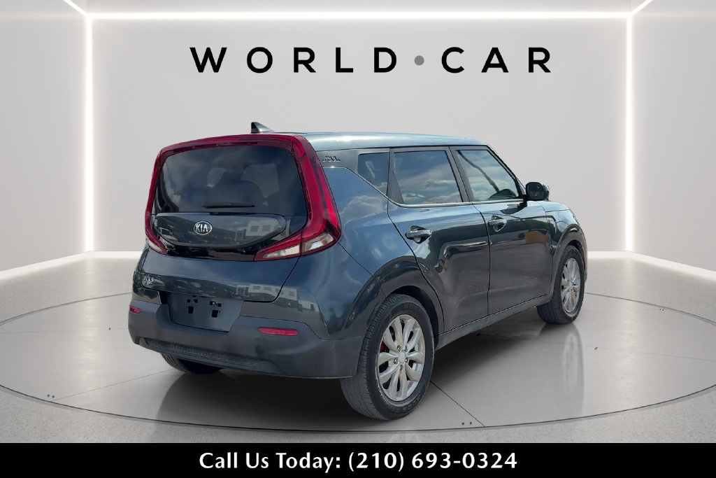 Used 2020 Kia Soul LX FWD image 3