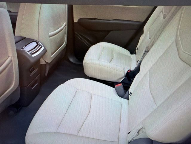 Used 2023 Cadillac XT6 Premium Luxury AWD/4WD image 5