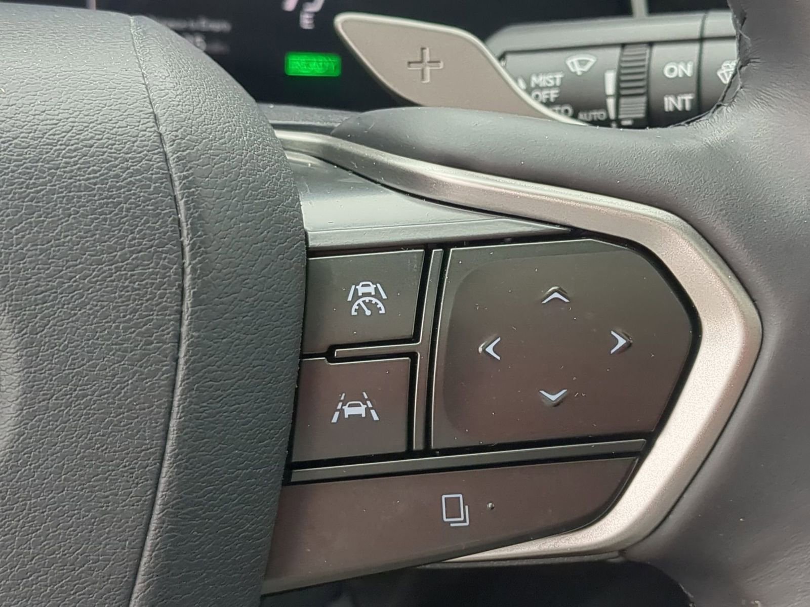 Used 2023 Lexus NX 300h AWD w/ Towing Package (2000 Lbs) image 28