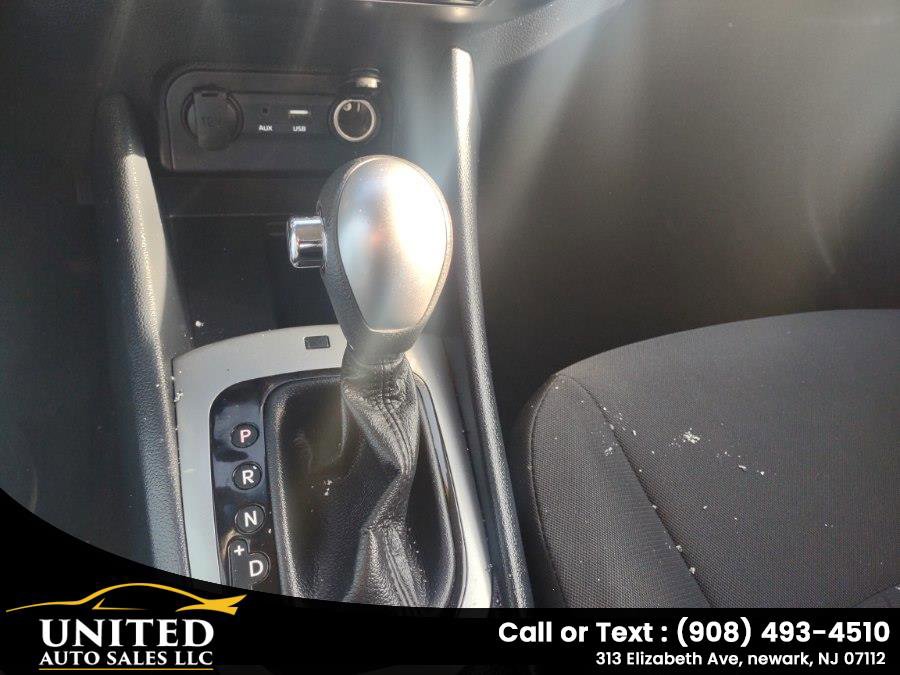 Used 2016 Kia Rio LX FWD image 17