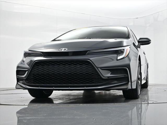 Used 2023 Toyota Corolla SE image 43