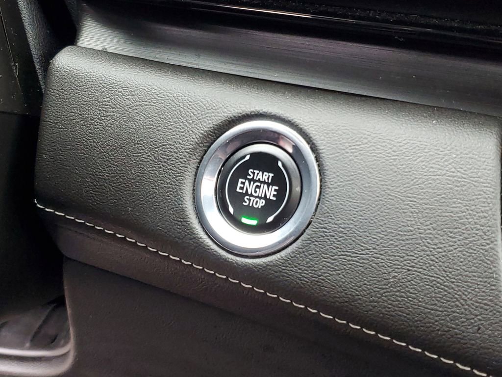 Used 2023 Cadillac Escalade Sport w/ LPO, ONYX Package image 14