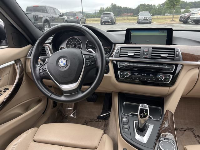 Used 2016 BMW 328i Sedan RWD image 17