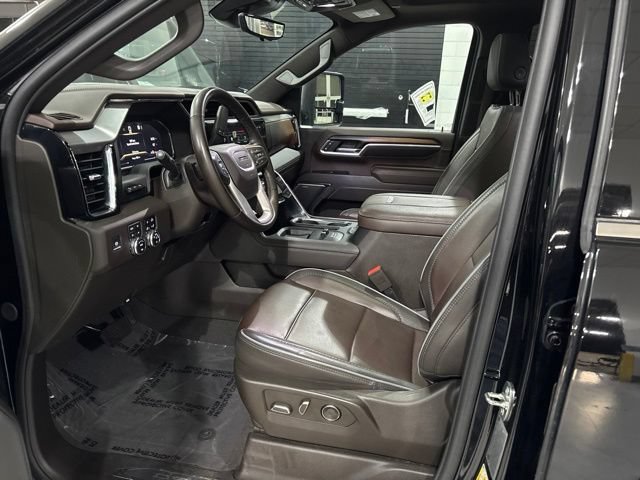 Used 2024 GMC Sierra 2500 Denali w/ Denali Reserve Package AWD/4WD image 12