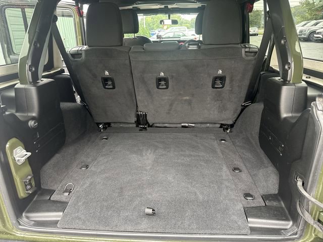 Used 2021 Jeep Wrangler Unlimited Rubicon w/ Steel Bumper Group image 12