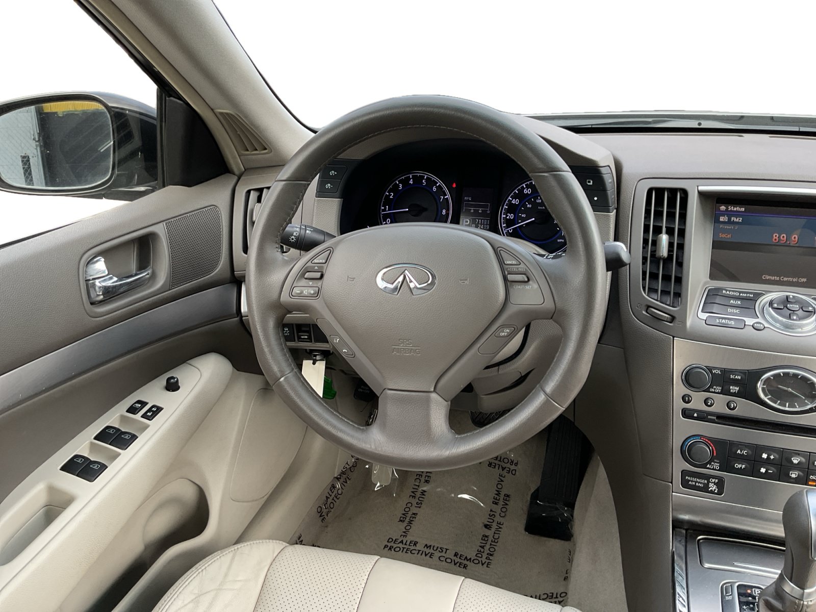 Used 2013 INFINITI G37 Journey RWD image 11