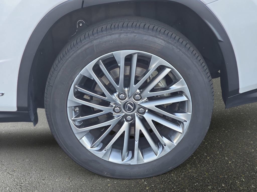 Certified 2022 Lexus RX 450hL Luxury w/ Cold Area Package (CT) image 35