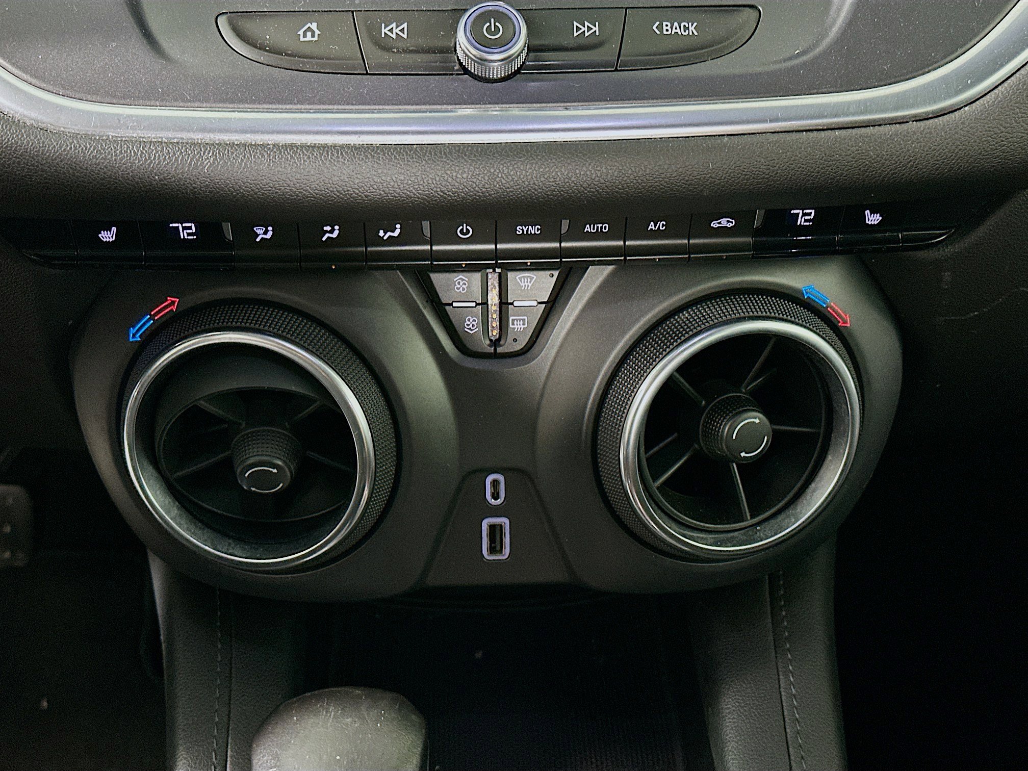 Used 2020 Chevrolet Blazer LT image 22