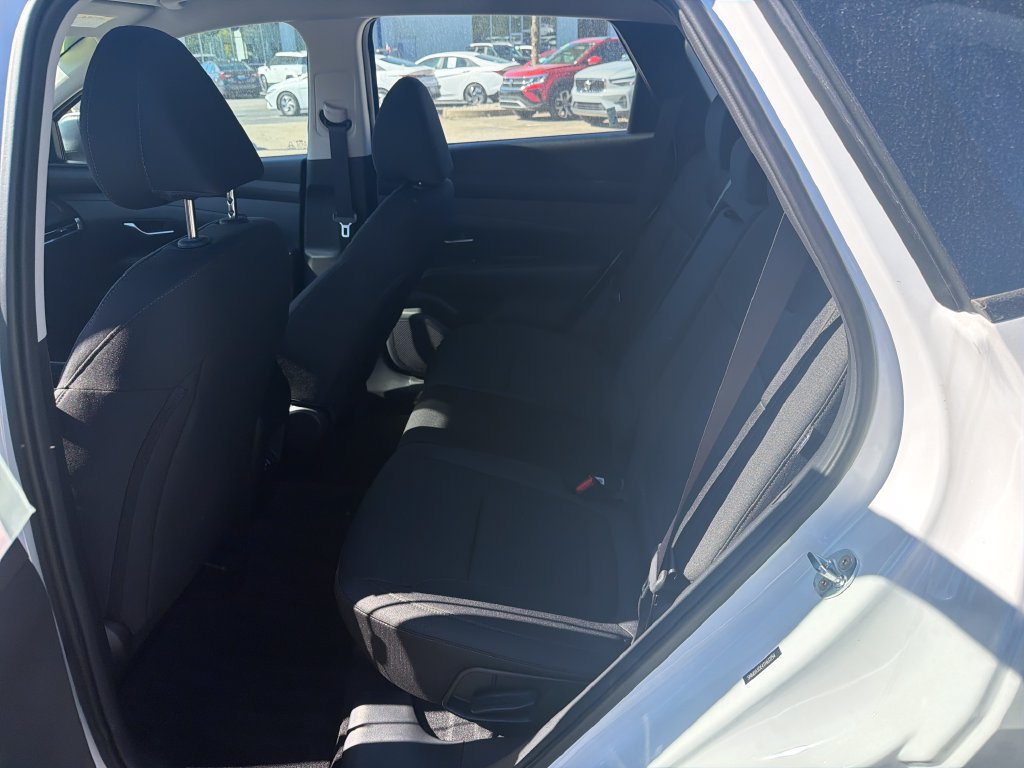 Used 2026 Hyundai Tucson SE FWD image 14