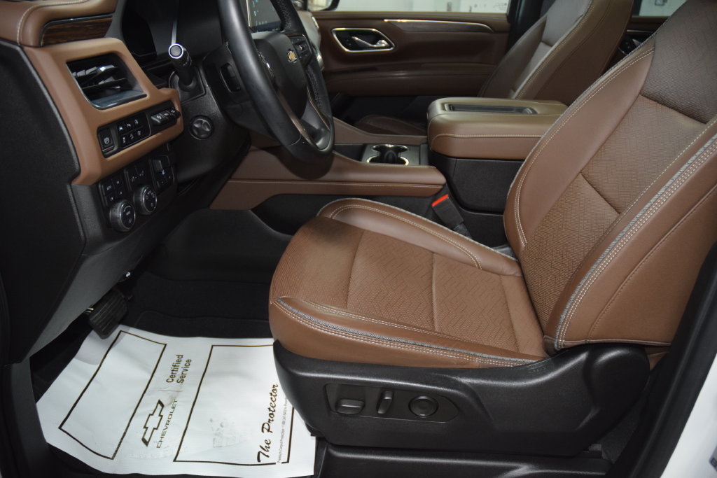 Used 2023 Chevrolet Tahoe High Country AWD/4WD image 38