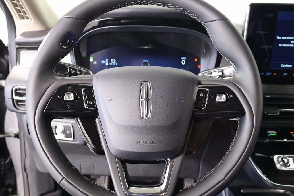 New 2026 Lincoln Corsair Premiere image 3