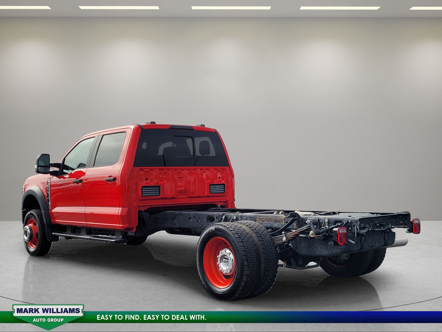 Used 2024 Ford F550 4x4 Crew Cab Super Duty image 6