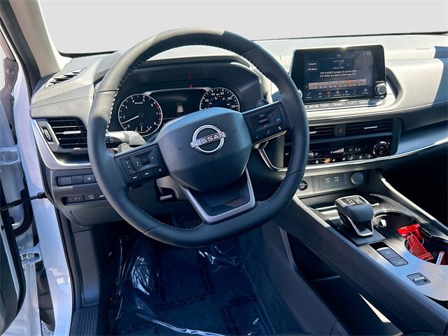 New 2026 Nissan Rogue SV image 5