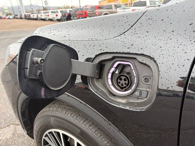 Used 2024 Ford Escape SE image 11