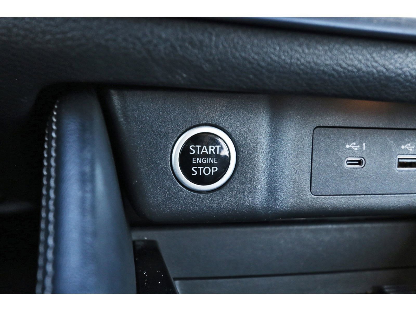 Used 2021 Nissan Rogue SL w/ Premium Package image 29