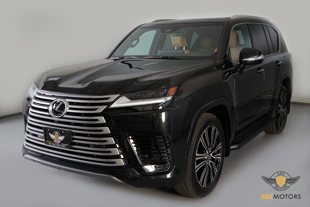 Used 2026 Lexus LX 600 4WD w/ Accessory Package (2T) image 3