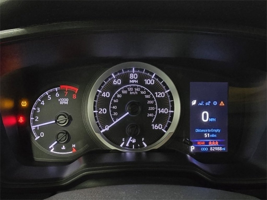 Used 2022 Toyota Corolla LE image 23