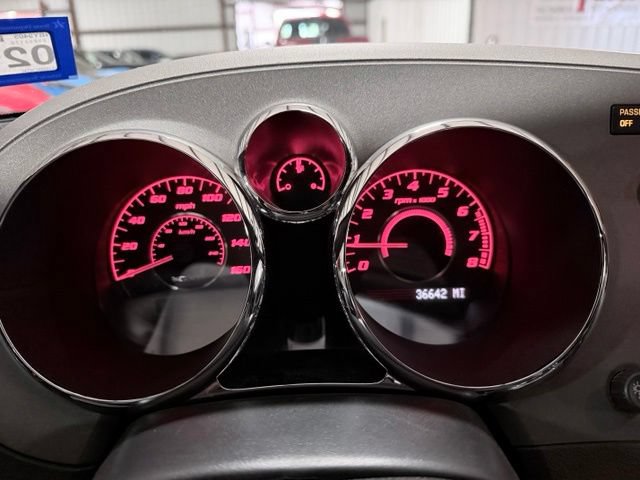 Used 2009 Pontiac Solstice GXP w/ Premium Package RWD image 25
