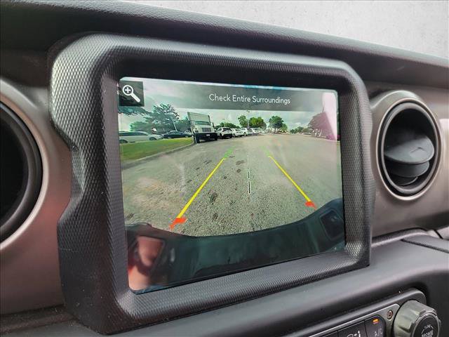 Used 2021 Jeep Gladiator Sport AWD/4WD image 18