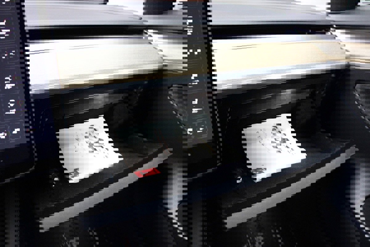 Used 2023 Tesla Model 3 Long Range image 31