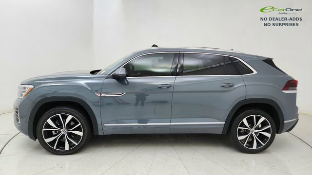 Used 2025 Volkswagen Atlas Cross Sport SEL Premium R-Line AWD/4WD image 3